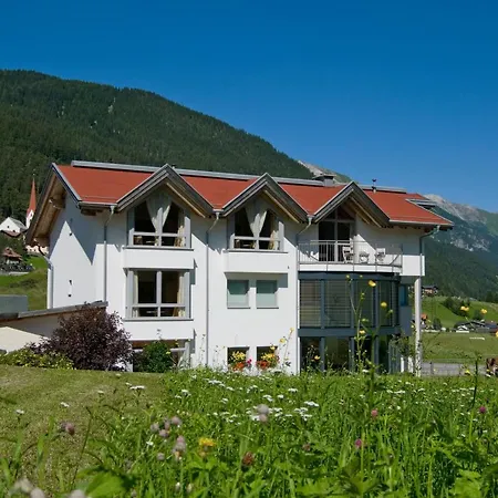 Adrian Bed & Breakfast *