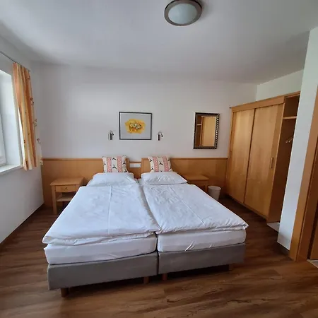 Adrian 3* 圣安东阿尔贝格