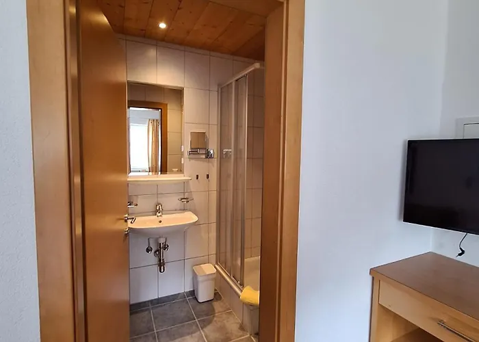 Adrian Frühstückspension St. Anton am Arlberg