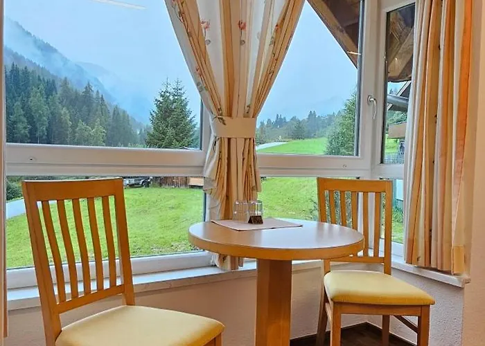 فندق مبيت وإفطار Adrian