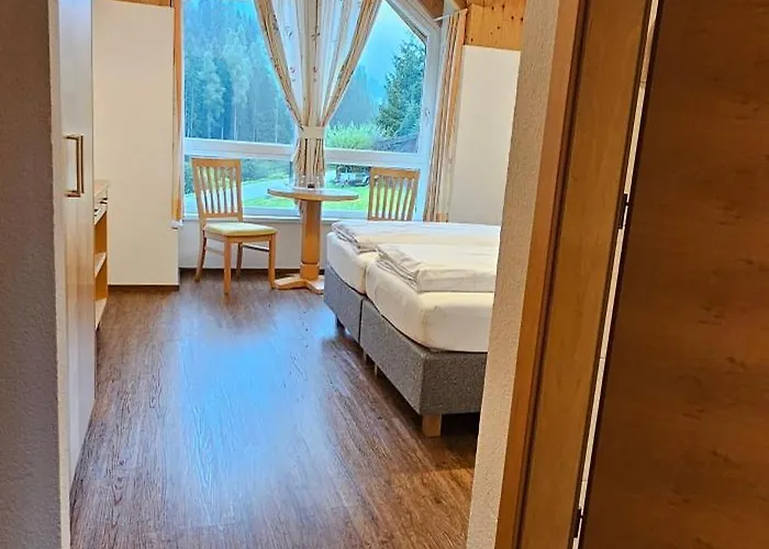 فندق مبيت وإفطار Adrian 3*