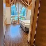 فندق مبيت وإفطار Adrian 3*
