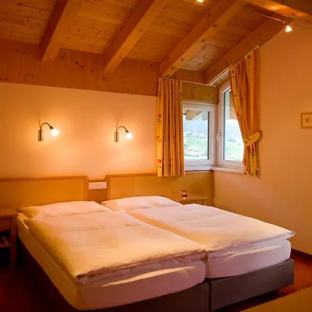 Adrian Bed and breakfast
